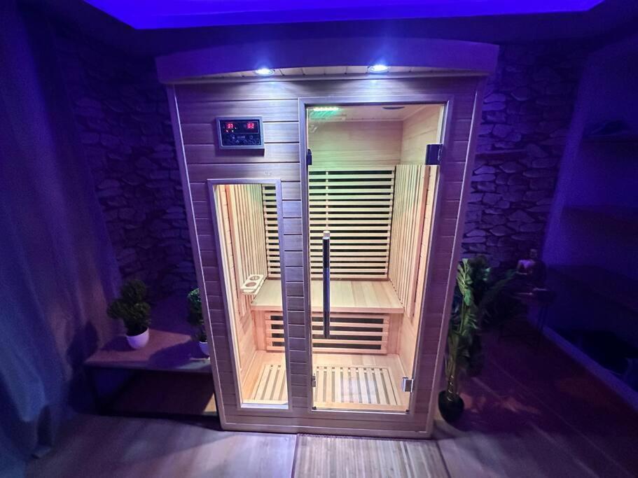 E Servagnat T3 Luxe Avec Sauna Jacuzzi Et Hammam Épernay Exterior foto